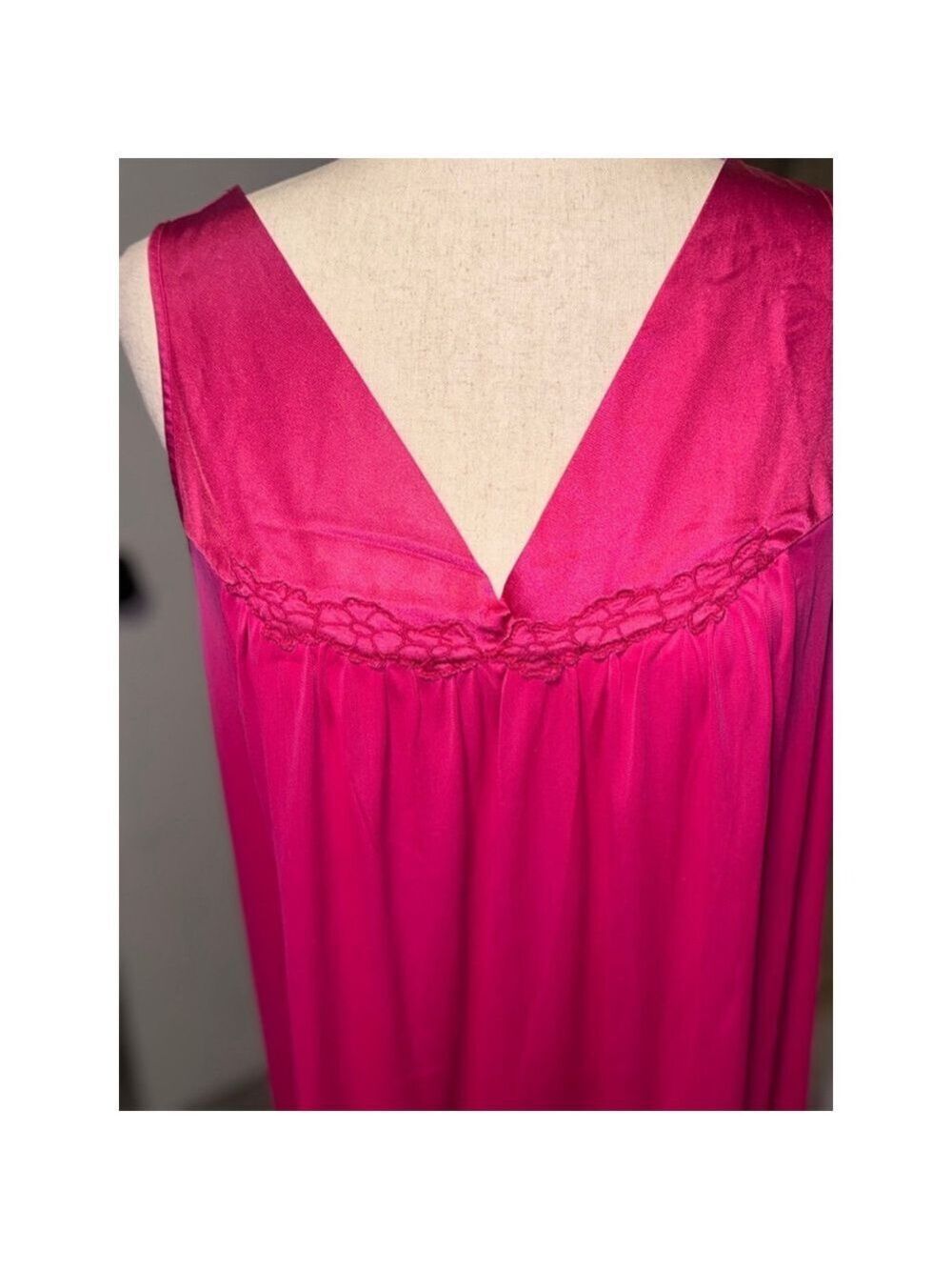 Vintage Vanity Fair gown red sleeveless size med USA - Picture 7 of 12